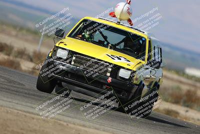 media/Sep-28-2025-24 Hours of Lemons (Sun) [[5dfe0e5f6e]]/9am (Star Mazda)/